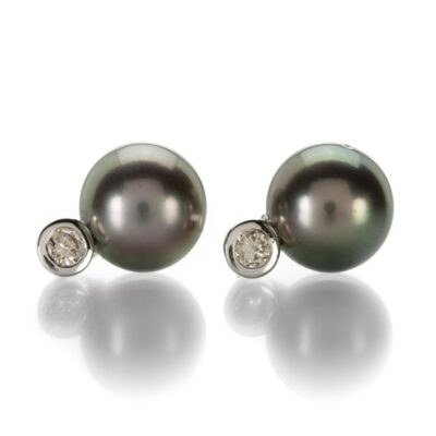 Earrings Gellner  | Pearl Earrings With Bezel Set Diamonds