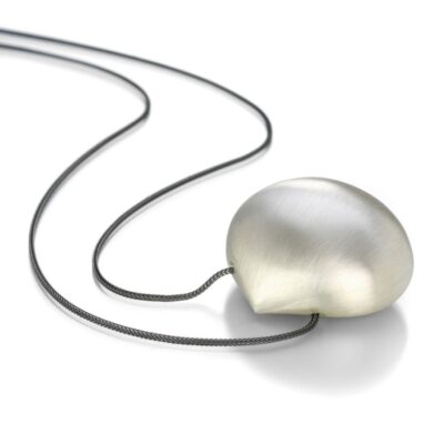 Necklaces Gabriella Kiss  | Silver Chestnut Pendant Necklace