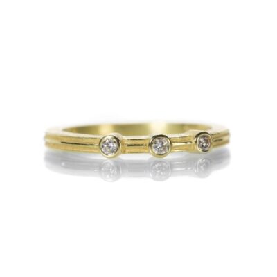 Rings Barbara Heinrich  | Fluted Three Diamond Band-1