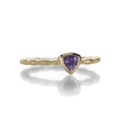 Rings Barbara Heinrich  | Trillion Purple Sapphire Ring