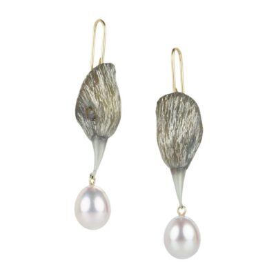 Earrings Gabriella Kiss  | Silver Bird Head Earrings With Pearl Drops