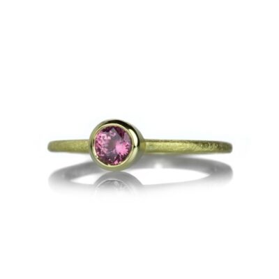 Rings Barbara Heinrich  | 18K Round Pink Sapphire Ring