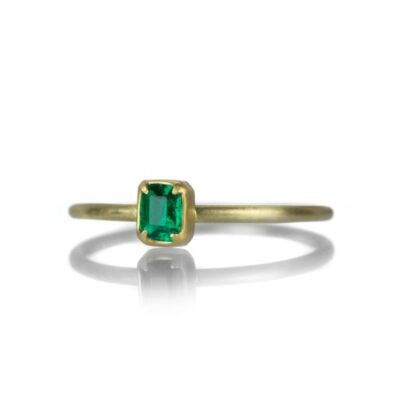 Rings Gabriella Kiss  | Tiny Emerald Ring