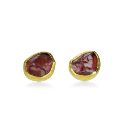 Earrings Petra Class  | Rough Garnet Studs