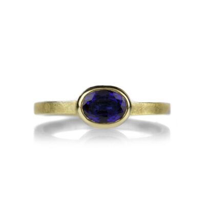 Rings Barbara Heinrich  | 18K Oval Blue Sapphire Ring