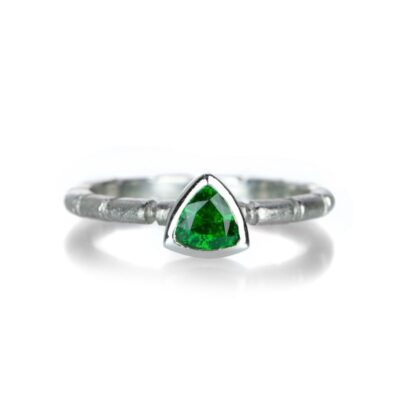 Rings Barbara Heinrich  | Trillion Green Tsavorite Ring