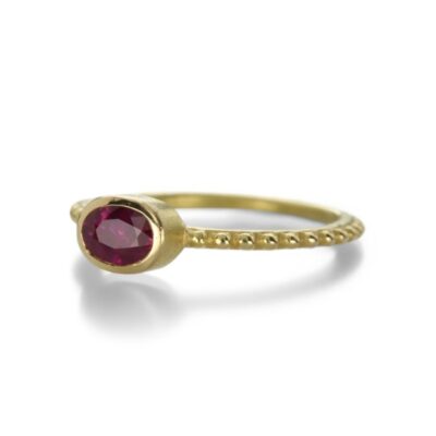 Rings Barbara Heinrich  | Oval Magenta Sapphire Ring