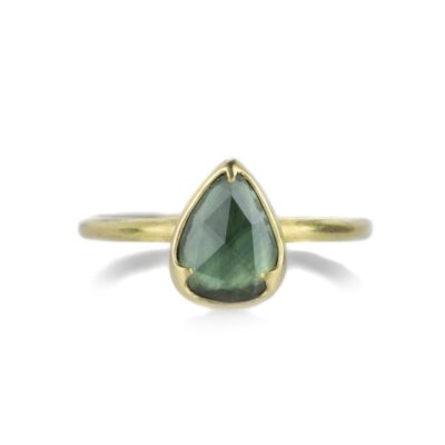 Rings Gabriella Kiss  | 18K Pear Shaped Green Sapphire Ring